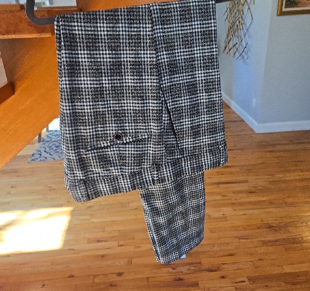 Owen Men's Wear Navy Plaid Suit - Picture 11 of 15